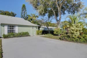 1482 Royal Forest Ct, West Palm Beach, FL 33406, Sold 03/07/22