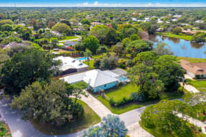 876 SW Wood Creek Dr, Palm City, FL 34990, Sold 04/22/22