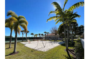 5738 Sterling Lake Dr, Fort Pierce, FL 34951, Sold 04/05/22