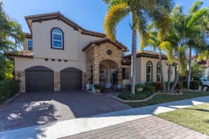 4102 Artesa Dr, Boynton Beach, FL 33436, Sold 04/21/22