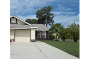 1702 SE Ryecroft Ct, Port St. Lucie, FL 34952, Sold 05/19/22