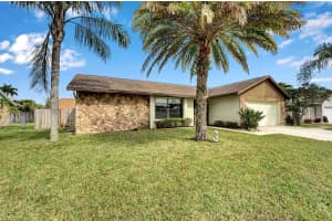 112 Parkwood Dr, Royal Palm Beach, FL 33411, Sold 03/28/22
