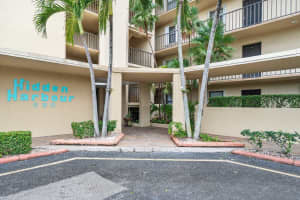 890 N Federal Hwy APT 103, Lake Worth, FL 33462, Sold 03/17/22