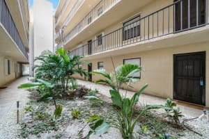890 N Federal Hwy APT 103, Lake Worth, FL 33462, Sold 03/17/22
