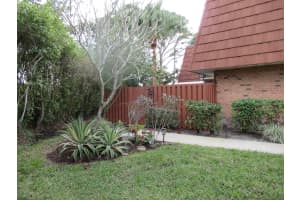 1515 Augusta Cir APT 113, Delray Beach, FL 33445, Sold 03/25/22