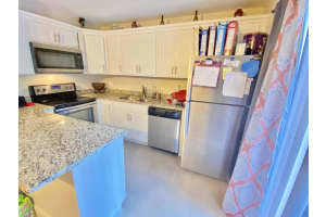 1644 Forest Lakes Cir, West Palm Beach, FL 33406, Sold 03/22/22