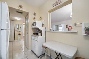 4980 E Sabal Palm Blvd APT 126, Tamarac, FL 33319, Sold 04/12/22