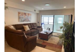 135 Raintree Trail, Jupiter, FL 33458, Sold 05/10/22