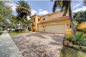 4172 E Gardenia Ave, Weston, FL 33332, Sold 03/15/22