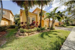 4172 E Gardenia Ave, Weston, FL 33332, Sold 03/15/22
