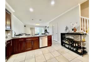 1172 Pinewood Lake Ct, Greenacres, FL 33415, Sold 03/15/22