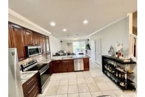 1172 Pinewood Lake Ct, Greenacres, FL 33415, Sold 03/15/22