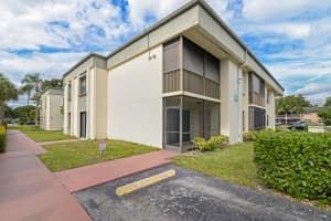 285 SE 10th St #12a, Deerfield Beach, FL 33441, Sold 04/01/22