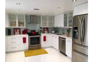 501 SW 11th Pl #206, Boca Raton, FL 33432, Sold 03/24/22