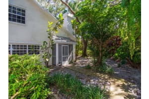 7307 36th Ct, Vero Beach, FL 32967, Sold 04/02/22