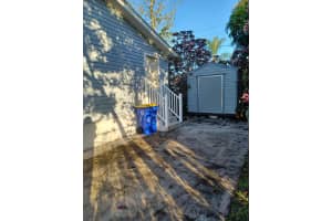 6321 SE Colonial Dr, Stuart, FL 34997, Sold 04/08/22