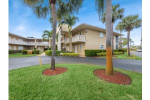 419 US-1 APT 105, North Palm Beach, FL 33408, Sold 03/23/22