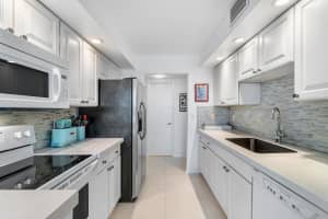 3590 S Ocean Blvd APT 105, South Palm Beach, FL 33480, Sold 03/21/22