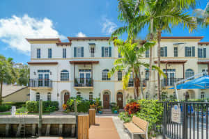813 Estancia Wy, Boynton Beach, FL 33435, Sold 05/02/22