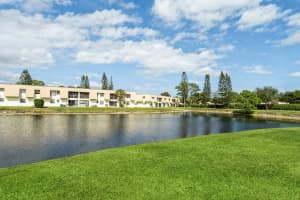 4678 Oak Terrace Dr, Greenacres, FL 33463, Sold 03/10/22