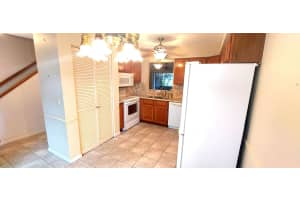 2040 Colonial Rd #3, Fort Pierce, FL 34950, Sold 03/14/22