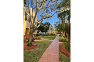 10282 Fox Trail Rd S APT 205, West Palm Beach, FL 33411, Sold 02/18/22