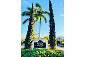10282 Fox Trail Rd S APT 205, West Palm Beach, FL 33411, Sold 02/18/22
