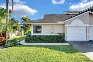 5074 W Lakes Dr, Deerfield Beach, FL 33442, Sold 03/21/22