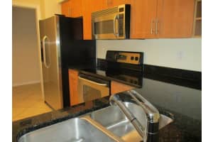 6573 Emerald Dunes Dr APT 307, West Palm Beach, FL 33411, Sold 06/28/22