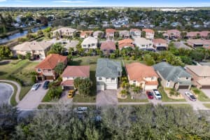 318 Venice Blvd, Royal Palm Beach, FL 33411, Sold 03/18/22