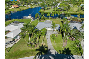 1719 NW River Trail, Stuart, FL 34994, Sold 03/24/22