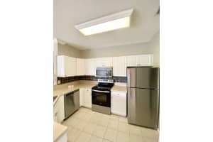 4706 SW 160th Ave APT 121, Miramar, FL 33027, Sold 03/17/22