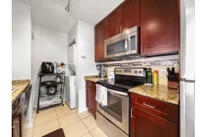 6533 SE Federal Hwy 1 103, Stuart, FL 34997, Sold 04/13/22