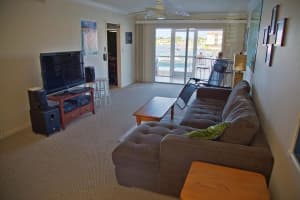 312 Northlake Dr APT 104, North Palm Beach, FL 33408, Sold 04/28/22