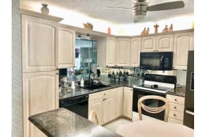 18731 Stewart Cir APT 8, Boca Raton, FL 33496, Sold 03/10/22