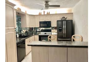 18731 Stewart Cir APT 8, Boca Raton, FL 33496, Sold 03/10/22