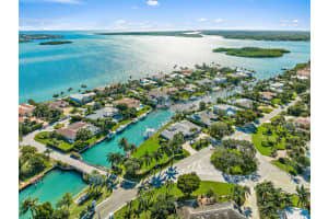 2 E High Point Rd, Stuart, FL 34996, Sold 03/30/22