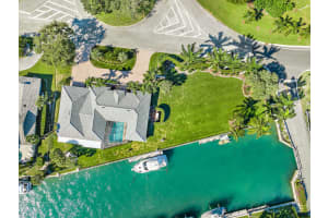 2 E High Point Rd, Stuart, FL 34996, Sold 03/30/22