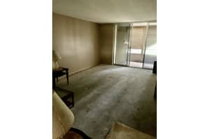 3341 NW 47th Terrace APT 207, Lauderdale Lakes, FL 33319, Sold 04/18/22