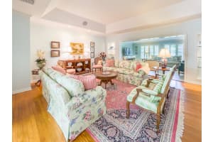 17 Country Rd, Boynton Beach, FL 33436, Sold 05/02/22