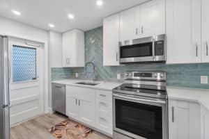 698 NE Spanish River Blvd #0140, Boca Raton, FL 33431, Sold 03/28/22