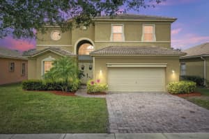 5719 Place Lake Dr, Fort Pierce, FL 34951, Sold 04/06/22