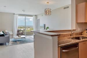 700 E Boynton Beach Blvd UNIT 1204, Boynton Beach, FL 33435, Sold 07/15/22