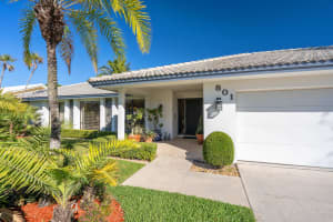 801 SW 34th Ave, Boynton Beach, FL 33435, Sold 04/19/22