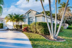 4900 Broadstone Cir, West Palm Beach, FL 33417, Sold 04/15/22