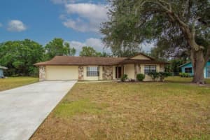 5404 Paleo Pines Cir, Fort Pierce, FL 34951, Sold 04/15/22