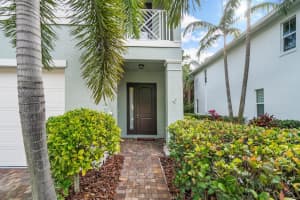 1082 Piccadilly St, Palm Beach Gardens, FL 33418, Sold 04/14/22