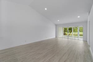 7919 Lake Sands Dr, Delray Beach, FL 33446, Sold 03/18/22