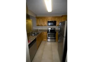 1601 Balfour Point Dr APT G, West Palm Beach, FL 33411, Sold 03/31/22