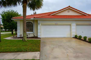 6777 SE Warwick Ln, Stuart, FL 34997, Sold 03/15/22
